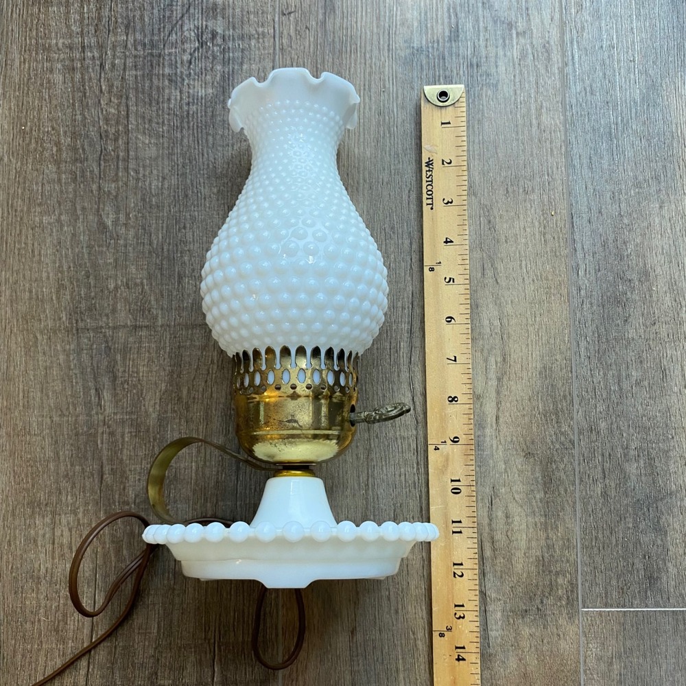 Vintage White Hobnail Milk Glass Hurricane Lamp Electric Ruffled Finger Loop - Picture 8 of 9